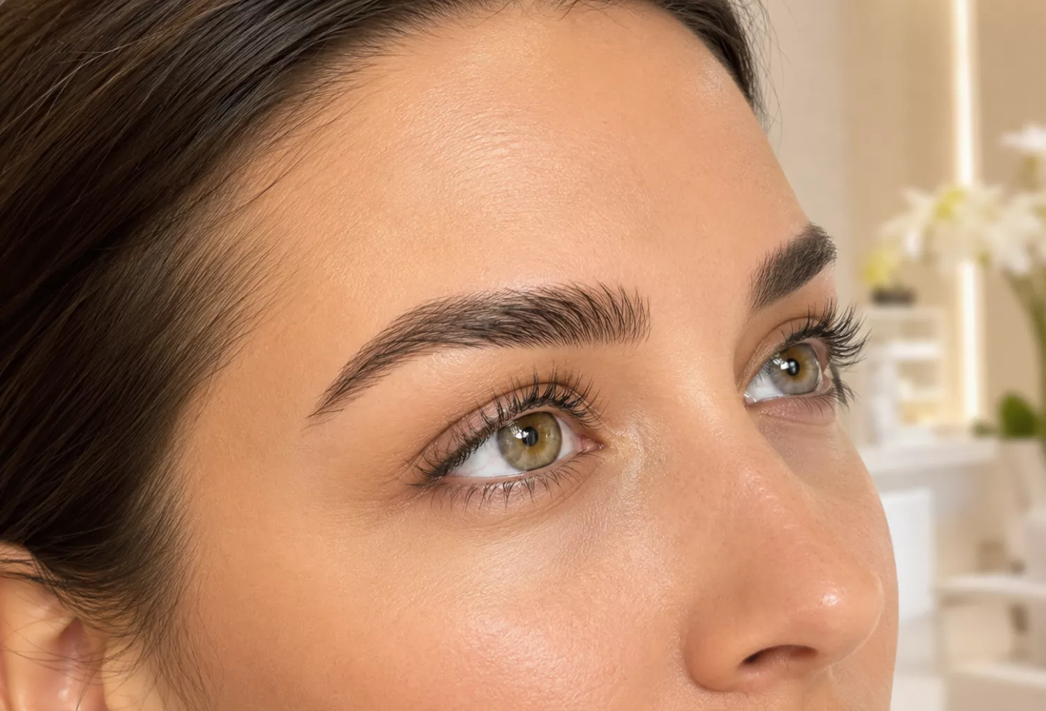 Eyebrow & Eyelash Hair Transplant Eyebrow & Eyelash Hair Transplant